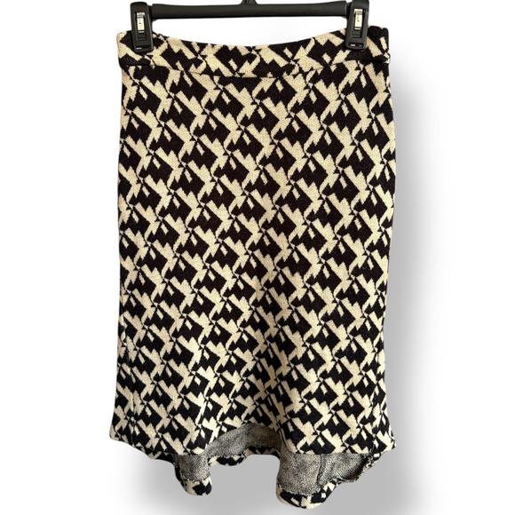 Diane Von Furstenberg Dresses & Skirts - Diane von Furstenberg Geometric Print Knit Midi Skirt Women's Size 2 Black Cream